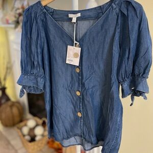 New LC Lauren Conrad Indigo Blouse with Wooden Buttons, medium